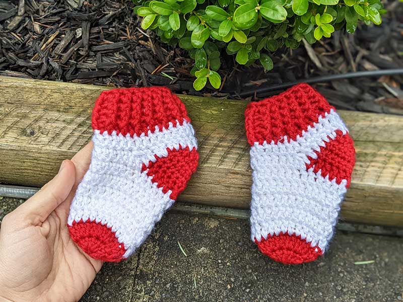 crochet slippers for a baby