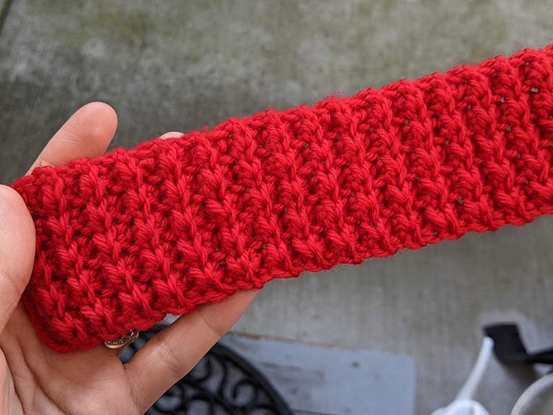 crochet ribbing made with red yarn