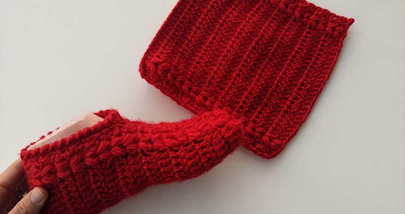 flat crochet red slipper socks pattern