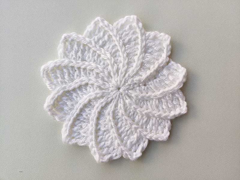 crochet petunia flower spiral coaster