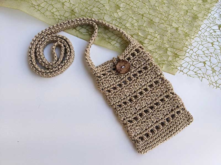 Free Crochet Smartphone Bag (Case) Pattern - Crochet Bits