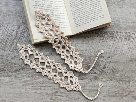crochet lace bookmark pattern