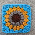 crochet sunburst granny square image tutorial - round five