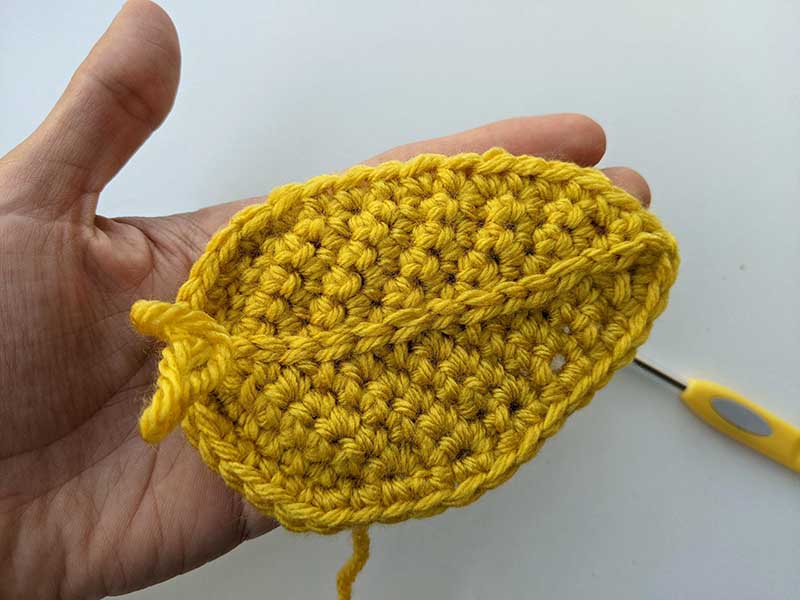 crochet midrib of a fall leaf - step two