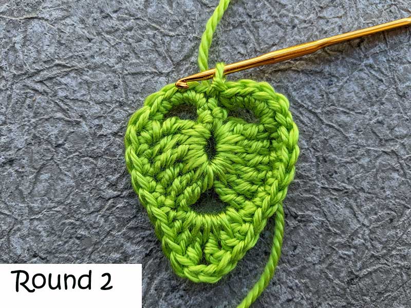 crochet monstera leaf - round two