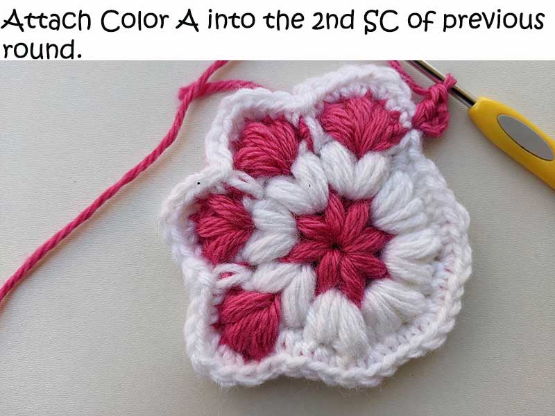 crochet paw print granny square - round five, step one