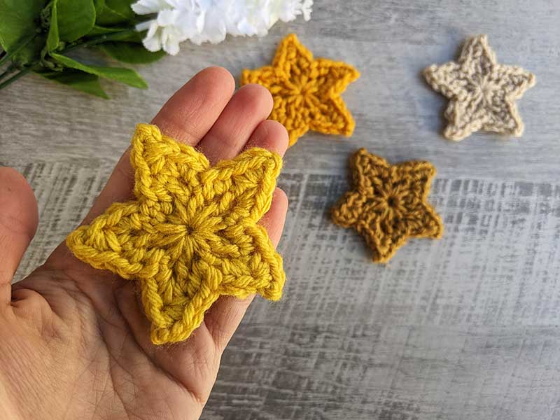 crochet five-point star pattern