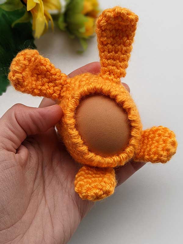 crochet Easter bunny egg holder - front view