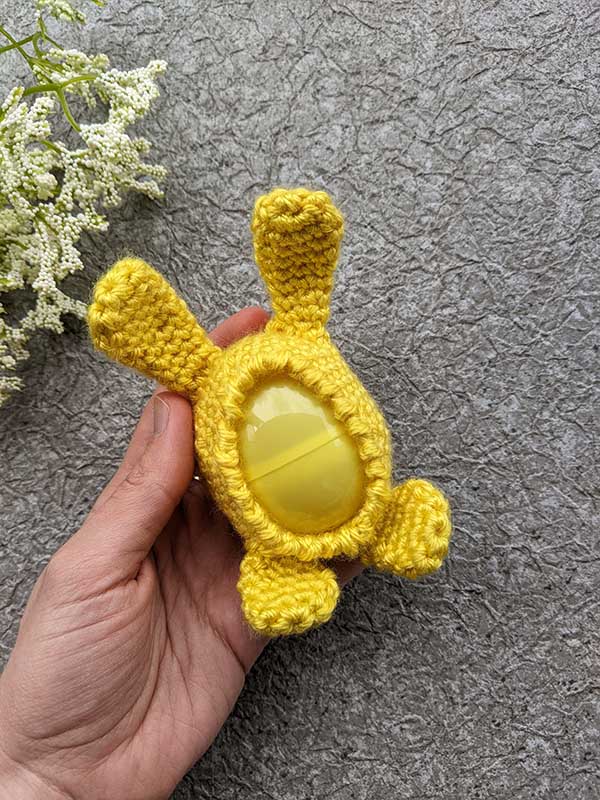 crochet Easter yellow bunny egg holder