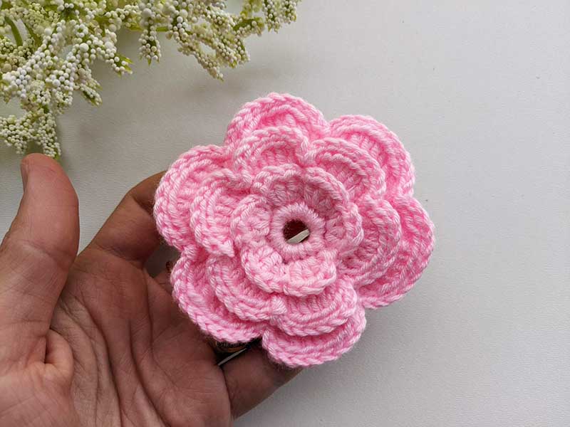 triple-layer flower crochet pattern