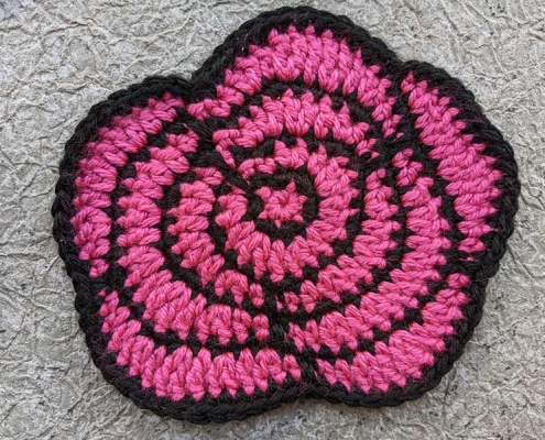 flat two-color rose crochet pattern