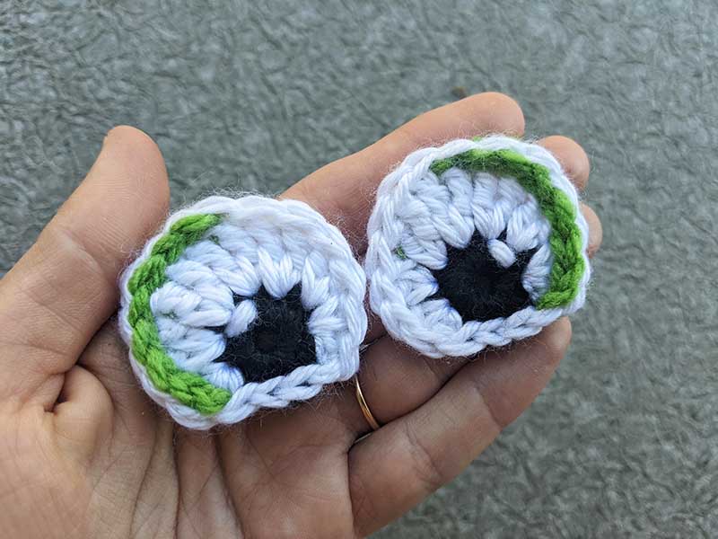 crochet oval eyes pattern