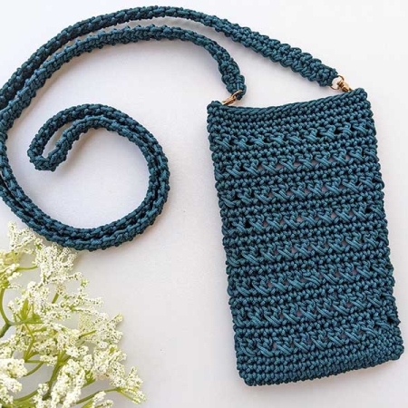 crochet smartphone case pattern