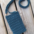 crochet smartphone case with over the shoulder handle