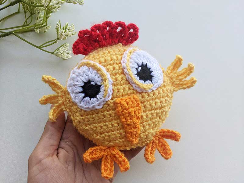 crochet baby chicken toy