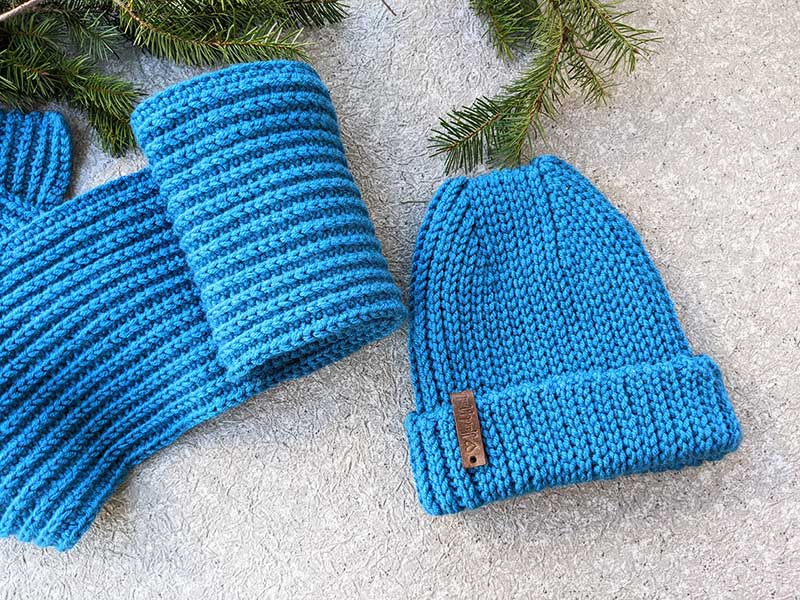 crochet men's hat with double brim and a scarf set