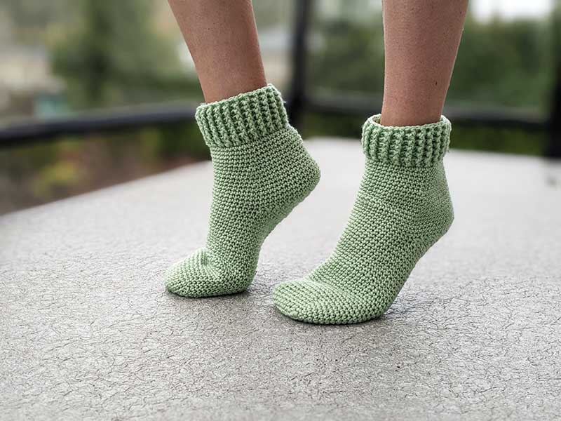 crochet beginner level socks pattern