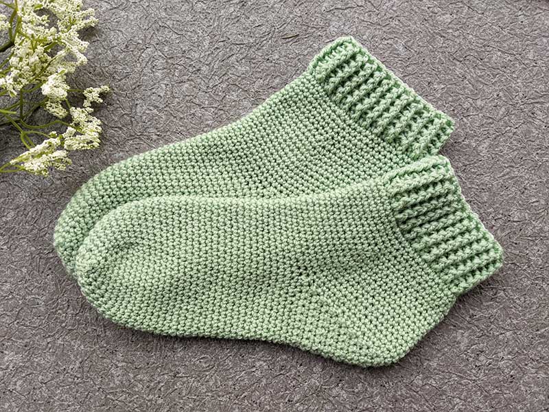 crochet beginner-level socks