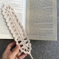 crochet triangular lace bookmark