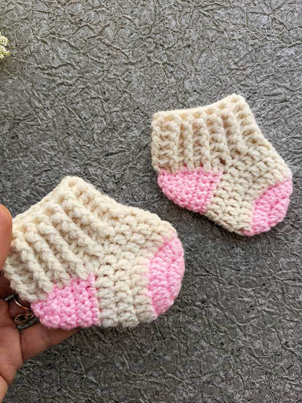 crochet tiny toes preemie socks