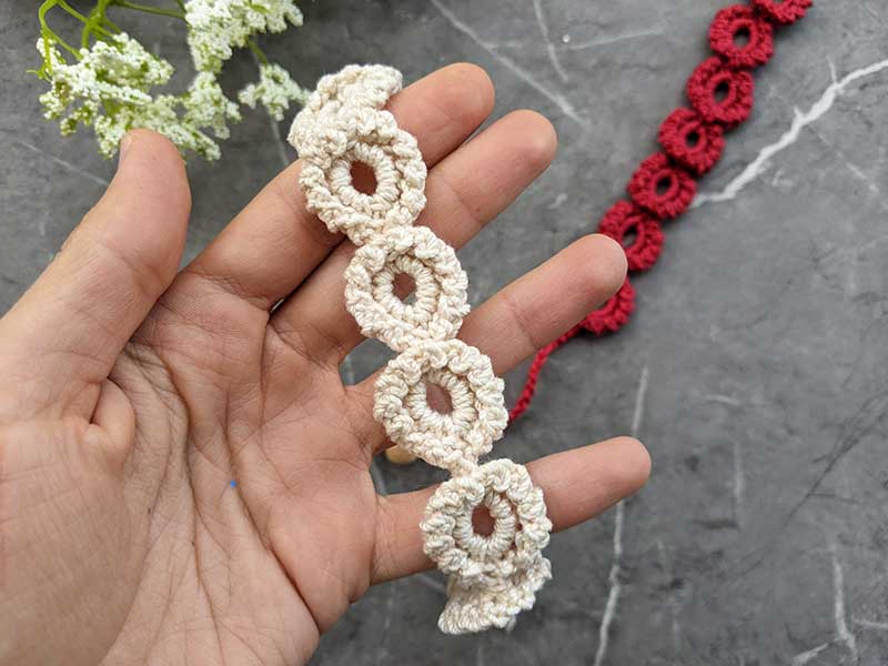 crochet lace bracelet - close-up view