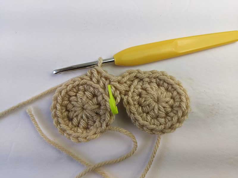joining two balls of a crochet willy - step four
