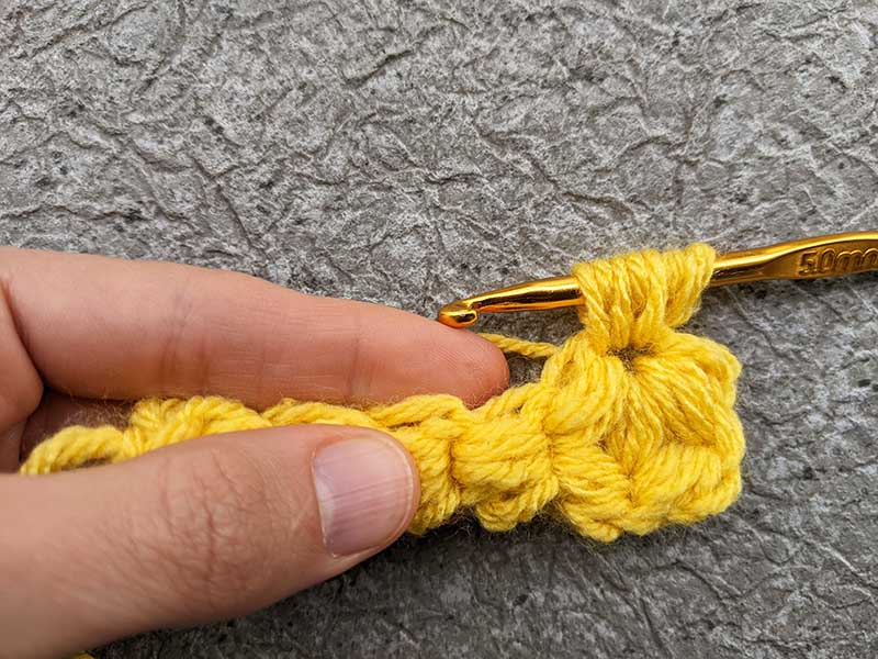 crochet jasmine stitch - step 25