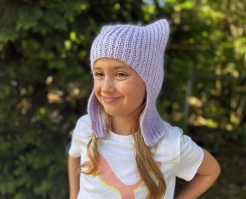 crochet kitty hat with earflaps pattern
